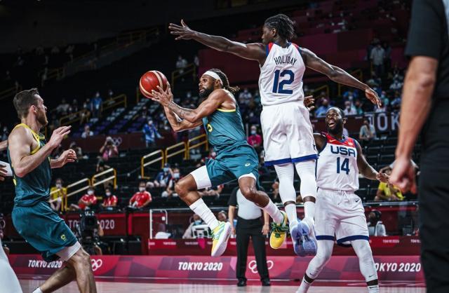 袋鼠军团从喧嚣归为沉寂 摘下铜牌成球队新目标